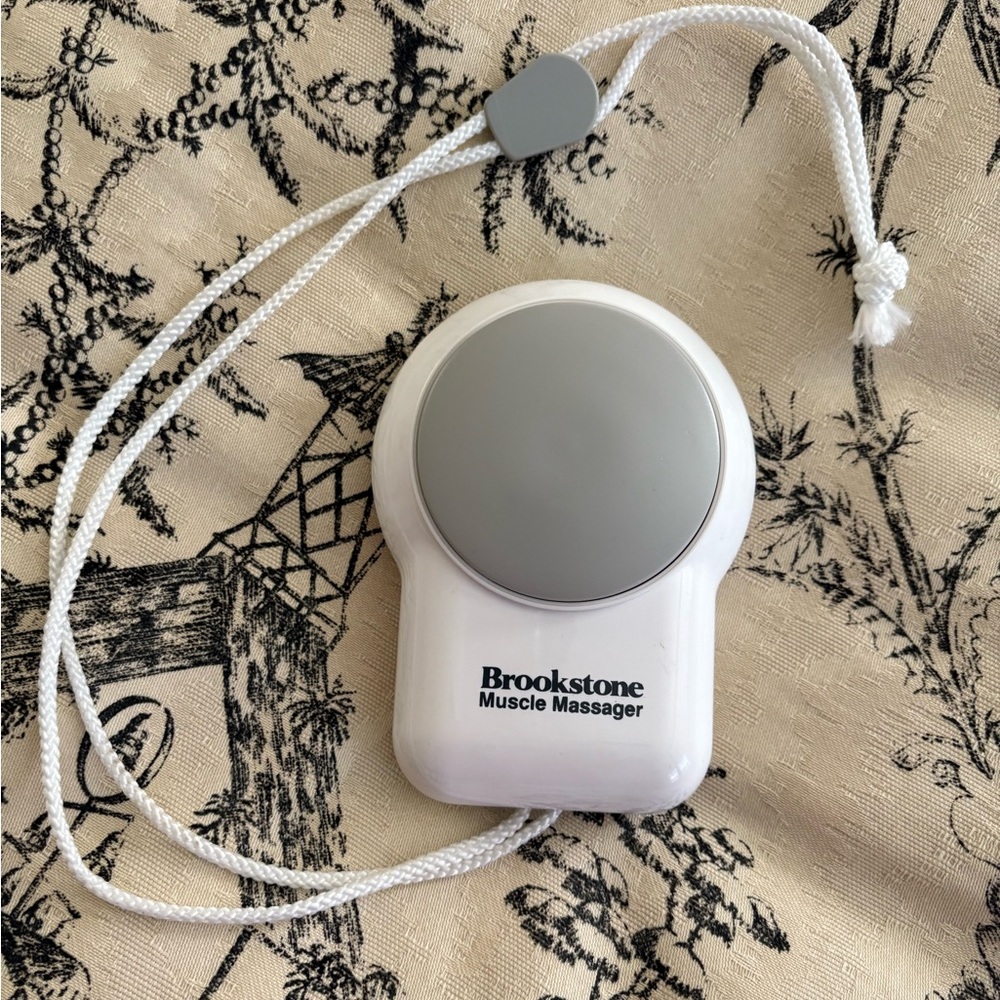 Brookstone Muscle Massager